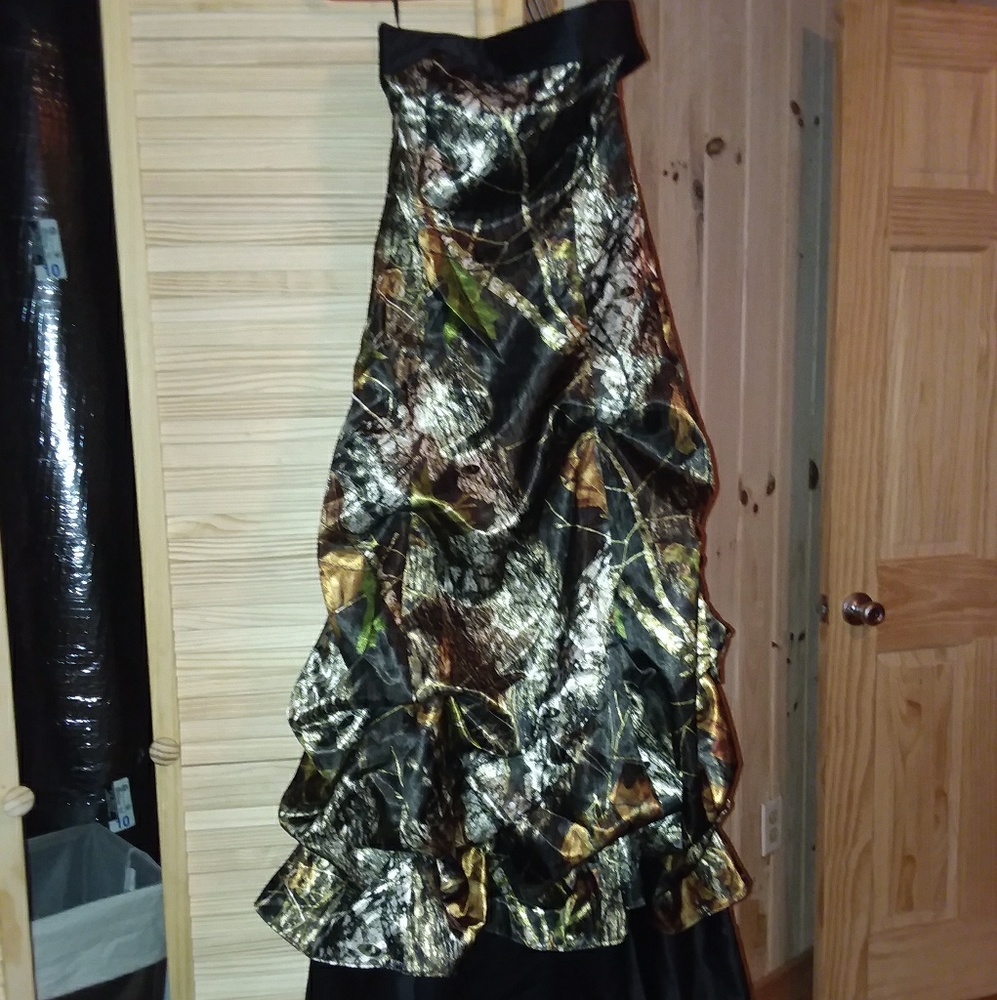 Mossy OAK PROM or WEDDING